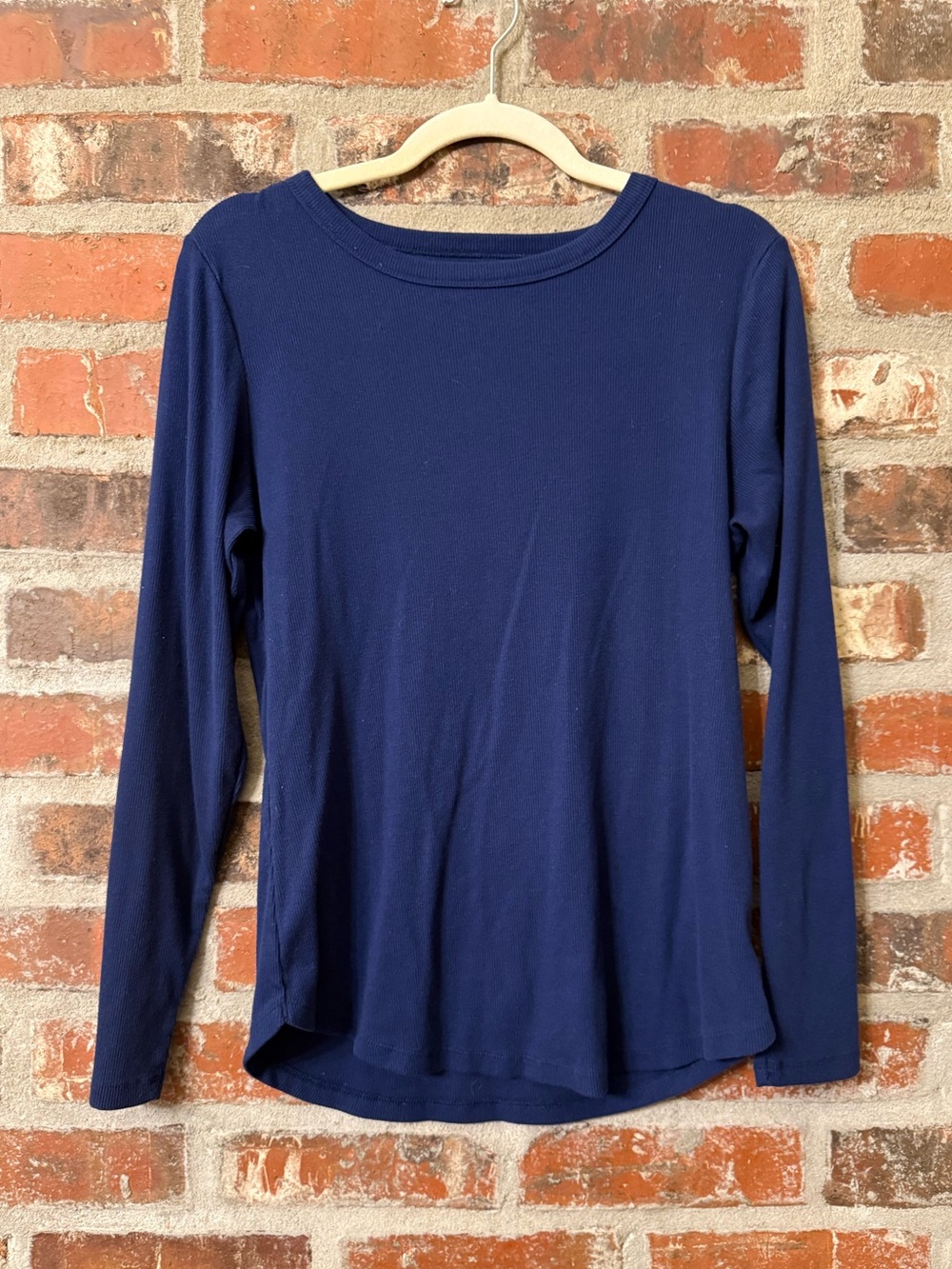 T233 -Sonoma Navy Long Sleeve Ribbed Crewneck Top